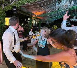 Stroke Onward - Deb bailando
